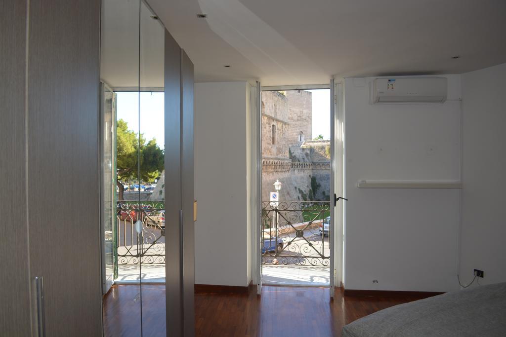 La Piu Bella In Old Town Apartment Бари Екстериор снимка